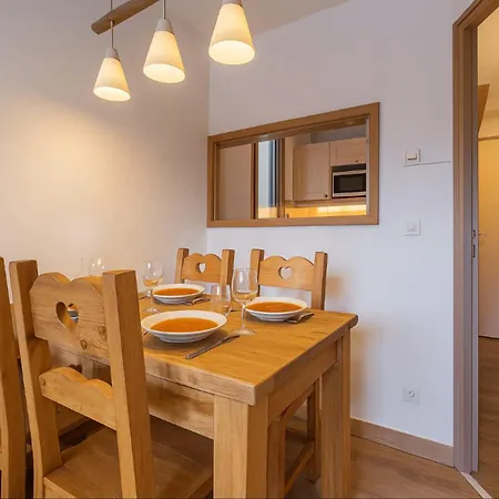 A Lovely Flat With Parking And Views Of Mont Blanc *